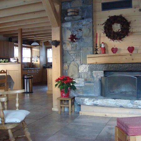 Bed And Breakfast Chalet Manava モルジヌ エクステリア 写真