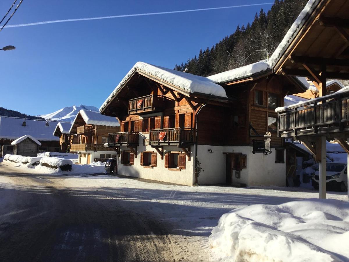 Bed And Breakfast Chalet Manava モルジヌ エクステリア 写真