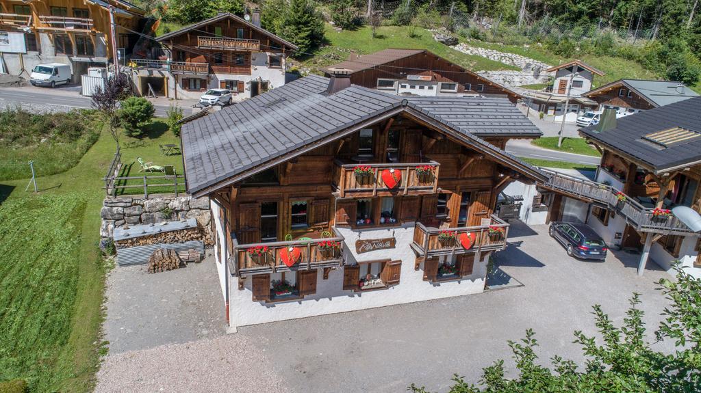 Bed And Breakfast Chalet Manava モルジヌ エクステリア 写真